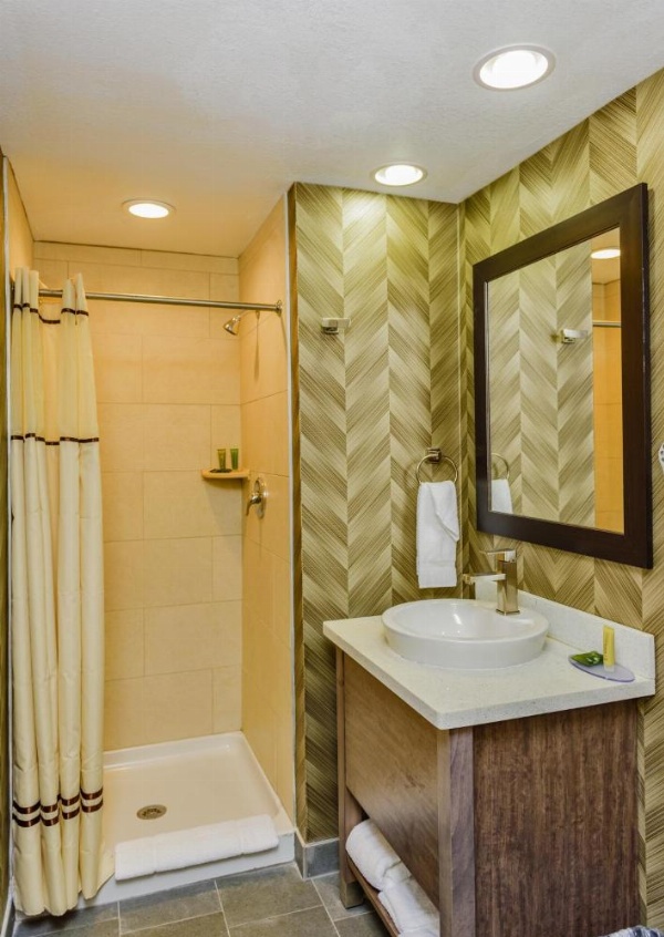 Aarya Hotel By Niagara Fashion Outlets image 33