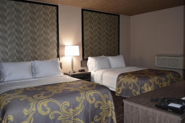 Aarya Hotel By Niagara Fashion Outlets image 7